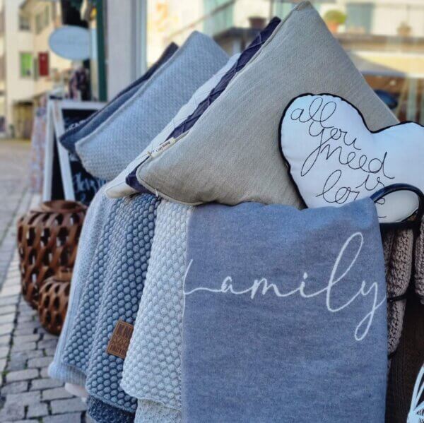 textilien decke Kissen Knit Factory Sander Herbst Winter