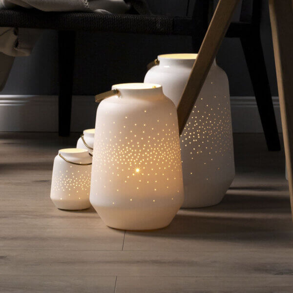 Porzellanlaterne Handarbeit Licht gross klein räder Design Laterne Porzellan weiss Kerze deco Garten Home cosy