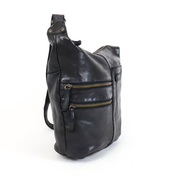 40498 Frieda schwarz Umhängetasche schwarz Leder Rapperswil Unterwegs Ausflug Alltag Handtasche